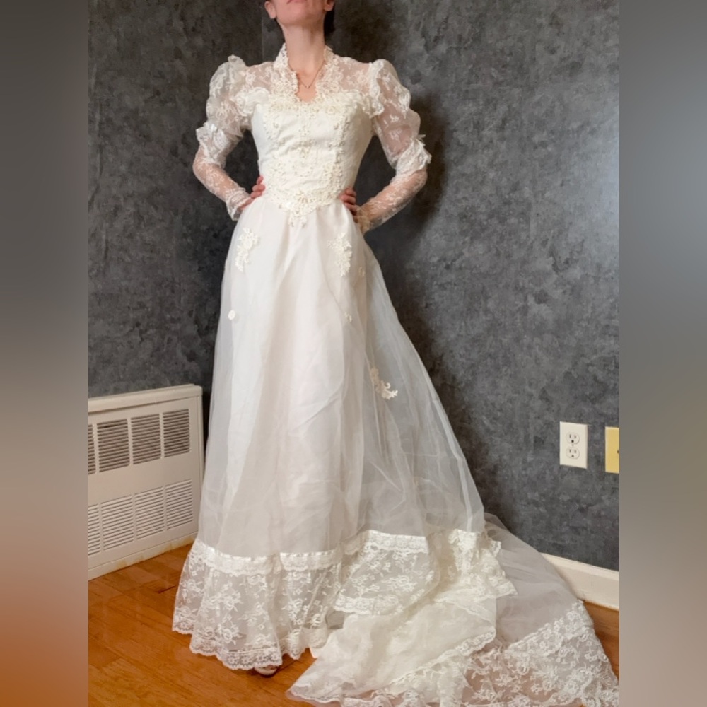 Late 1970s Wedding Gown | Heavy Embroidered Lace | Organza Skirt